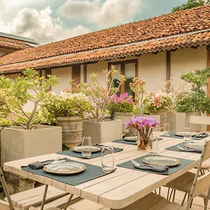 Colombo hotels &amp; apartments, all accommodations in Colombo